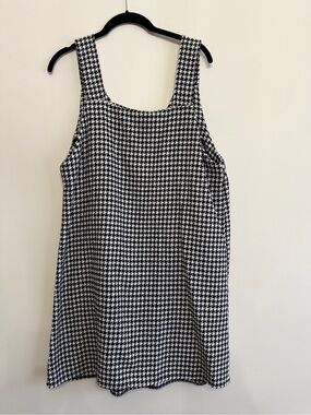 Black & White Houndstooth Sleeveless Shift Dress Alabama